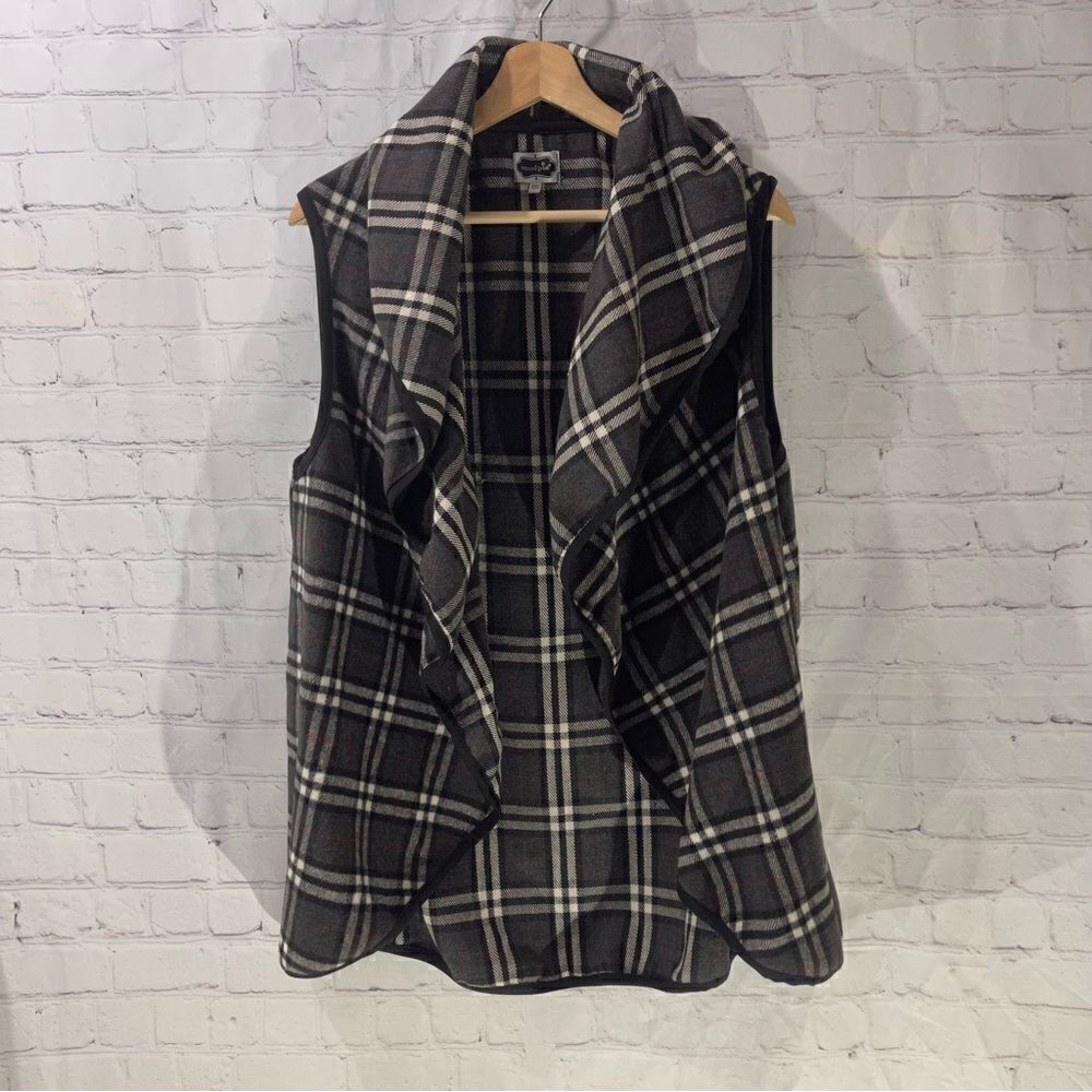 Mud Pie Shrug Vest Cape